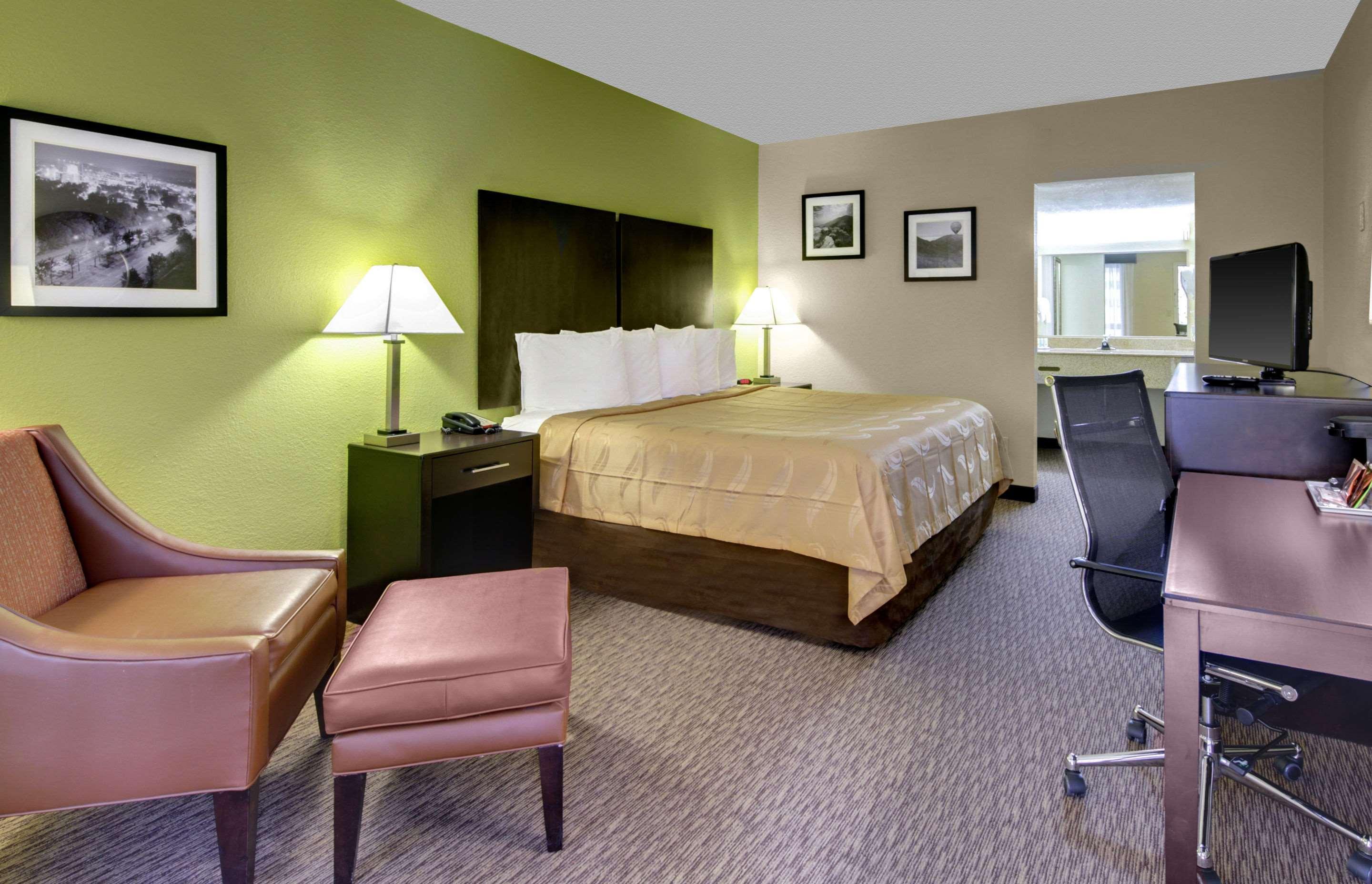 Quality Inn Asheville Downtown Tunnel Rd Buitenkant foto